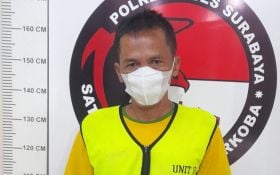 Kakek di Surabaya Kaget, Niat Tunggu Pelanggan Malah yang Datang Polisi, Alamak - JPNN.com Jatim