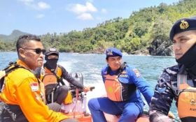 2 Nelayan di Trenggalek Hilang Tersapu Ombak Saat Cari Kerang di Pantai Ngadipuro - JPNN.com Jatim