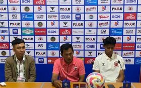 Pelatih Madura United Mulai Perbaiki Pola Bertahan Pemain untuk Tingkatkan Performa - JPNN.com Jatim