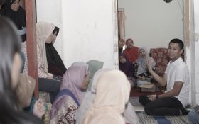 Gumelar-Rudi Door to Door Serap Aspirasi Masyarakat di Kota Batu - JPNN.com Jatim