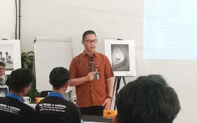 Eksplorasi Gedung Pos Indonesia, Puluhan Pelajar Ikuti Workshop Fotografi - JPNN.com Jabar