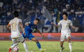 Demi 3 Poin, Arema FC Harus Antisipasi Permainan Transisi Cepat Malut United - JPNN.com Jatim