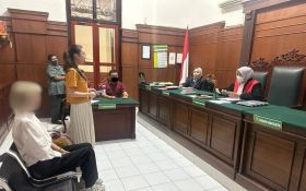 Gegera Ini, WNA Rusia Harus Bayar Denda Rp500 Ribu & Jalani Sidang di PN Surabaya - JPNN.com Jatim