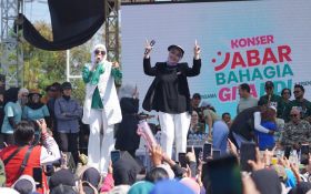  Acep-Gita Sambut Ribuan Warga Depok: Jabar Bahagia Hadir untuk Semua! - JPNN.com Jabar