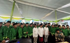 Di Hadapan Pergunu, Emil Sampaikan Komitmen Majukan Pendidikan & Kesejahteraan Guru - JPNN.com Jatim