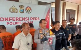 Polisi Ungkap Motif Suami Lukai Istri Menggunakan Parang di Blitar, Ternyata - JPNN.com Jatim