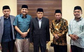 Bertemu Kiai Said Aqil, Yoyok Sukawi Direstui Maju di Pilwalkot Semarang 2024 - JPNN.com Jateng