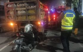 Tabrak  Truk Parkir di Jalan Ir Soekarno, Pemotor asal Wonorejo Surabaya Tewas - JPNN.com Jatim