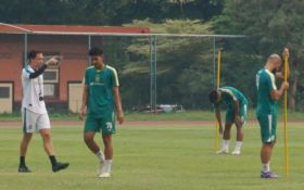 Jamu Madura United, Pemain Persebaya Wajib Latihan Meski ada Pilkada Serentak - JPNN.com Jatim