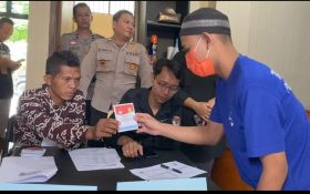 Tahanan di Polres Bantul Ikut Mencoblos pada Pilkada 2024 - JPNN.com Jogja