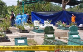 Ekshumasi Makam Siswa SMK yang Ditembak Polisi di Semarang, Keluarga: Demi Keadilan - JPNN.com Jateng