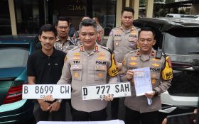 Polisi Tindak 2 Mobil Viral Pelat Nomor Sama di Tol JORR - JPNN.com Jabar