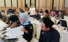 Bawaslu Temukan Selisih Data Surat Suara Hasil Pilkada Blitar 2024 - JPNN.com Jatim