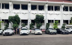 Pemkot Surabaya Mulai Beralih ke Mobil Listrik, Datangkan 5 Unit dengan Sistem Sewa - JPNN.com Jatim