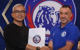 Ze Gomes Sosok Pelatih Baru Arema FC Pengganti Jeol Cornelli, Ini Sepak Terjangnya - JPNN.com Jatim