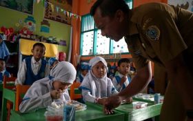  Makan Bergizi Gratis di Tulungagung Belum Penuhi Target, Juru Masak Terbatas - JPNN.com Jatim