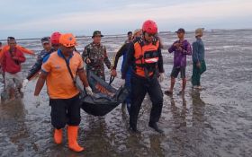 Hilang Saat Menjaring Ikan, Pria di Situbondo Ditemukan Tewas Terlilit Jaring - JPNN.com Jatim