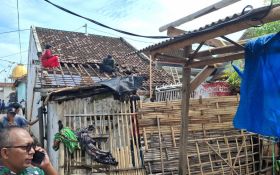 Kabupaten Pasuruan Diterjang Angin Puting Beliung, 70 Rumah Rusak - JPNN.com Jatim