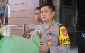 Lakukan Pemerasan Kades, 2 Oknum Wartawan di Probolinggo Diringkus Polisi - JPNN.com Jatim