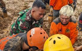 Korban Longsor Pekalongan Bertambah jadi 22, Empat Orang Masih Dicari - JPNN.com Jateng