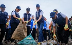 Kemenpar Luncurkan Gerakan Wisata Bersih di Parangtritis - JPNN.com Jogja