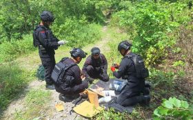 Pemilik Paket Mencurigakan Berisi Petasan di Tol Madiun Ditangkap Polisi - JPNN.com Jatim