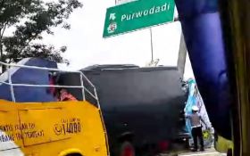 Bus Brimob Angkut Rombongan Siswa SMA Kecelakaan di Tol Pandaan-Malang, Sopir Tewas - JPNN.com Jatim