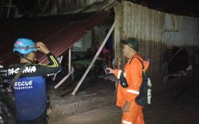 Air Sungai Meluap, Ratusan Rumah di Situbondo Diterjang Banjir - JPNN.com Jatim