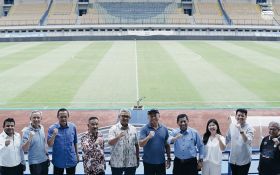 Mengunjungi Markas Persib, Farhan Siap Dukung Pengembangan Stadion GBLA - JPNN.com Jabar