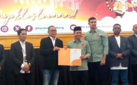 KPU Tetapkan Dadang Supriatna-Ali Syakieb sebagai Pemenang Pilbup Bandung 2024 - JPNN.com Jabar