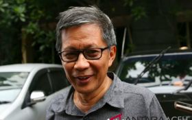 Rocky Gerung: IKN Mangkrak, Tidak Ada Manfaatnya - JPNN.com Jakarta