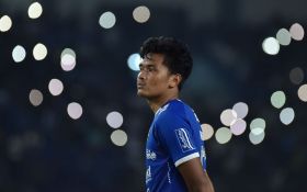 Gelandang Persib Ahmad Agung Terpukau Atmosfer Bobotoh di Stadion - JPNN.com Jabar