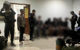 Polres Gresik Tangkap Gerombolan Gangster yang Bawa Sajam Saat Berkendara - JPNN.com Jatim