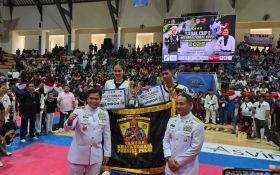 Laksamana TNI Muhammad Ali Berikan Hadiah Umrah Kepada 2 Atlet Terbaik Taekwondo Kasal Cup 2025 - JPNN.com Jabar