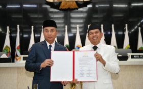 Bey Machmudin Mengaku Lega Lepas Jabatan Gubernur - JPNN.com Jabar