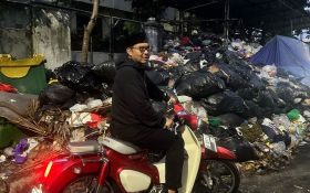 Hasto Keliling Kota Jogja Mengecek Penanganan Sampah - JPNN.com Jogja