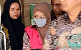 Tersangka Korupsi Kredit Fiktif Rp 15,9 M Ditahan Kejari Semarang, Begini Modusnya - JPNN.com Jateng