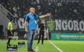 Persebaya Bantai Persib 4-1, Bojan Hodak Salah Taktik - JPNN.com Jatim