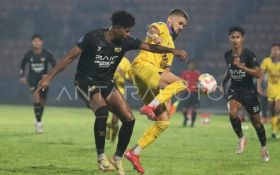 Persik Kediri Tumbang di Kandang, Dewa United Panaskan Persaingan di Papan Atas - JPNN.com Jatim