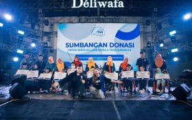 Tom Liwafa Berbagi Kebahagiaan untuk Anak Disabilitas di Deliwafa Fest Vol 5 - JPNN.com Jatim