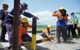 Langkah Tegas! KAI Daop 4 Semarang Tutup 10 Perlintasan Sebidang Tidak Dijaga - JPNN.com Jateng