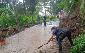 Akses Bromo via Malang Dibuka Setelah Longsor, Wisatawan Diminta Tetap Waspada - JPNN.com Jatim