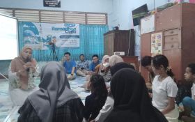 Awardee LPDP UNY Isi Kegiatan Ramadan di Yayasan Sayap Ibu - JPNN.com Jogja