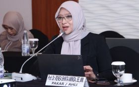 Keren! Guru Besar UIKA Bogor Jadi Narasumber FGD Uji Sahih Substansi PPHN Badan Pengkajian MPR RI - JPNN.com Jabar