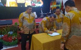 Rektor UIKA Bogor Dilantik Jadi Ketua Dewan Pakar IKA UIN Bandung, Siap Berikan Kontribusi Nyata untuk Bangsa - JPNN.com Jabar