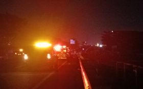 Kesaksian Warga Saat Truk TNI AD Terbakar di Tol Gempol, Dengar Ledakan - JPNN.com Jatim