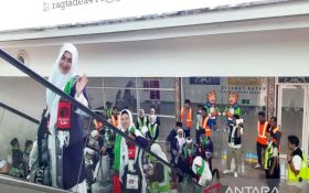 Para Calon Haji Mendapat Kemudahan di Bandara Syamsudin Noor - JPNN.com Kalsel