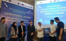 Dukung Prestasi Pelajar, XL Axiata Salurkan Bantuan Kuota ke SMKN 1 Cimahi - JPNN.com Jabar