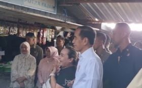 Jokowi Diteriaki Mulyono Saat Kunker di Pasar Dukuh Kupang Surabaya - JPNN.com Jatim