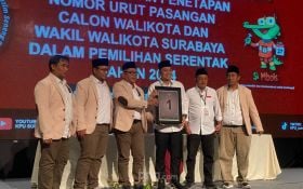 Jadi Paslon Tunggal di Pilkada Surabaya 2024, Eri-Armuji Dapat Nomor Urut 1    - JPNN.com Jatim